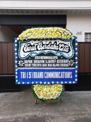 Papan Bunga Duka di Punia